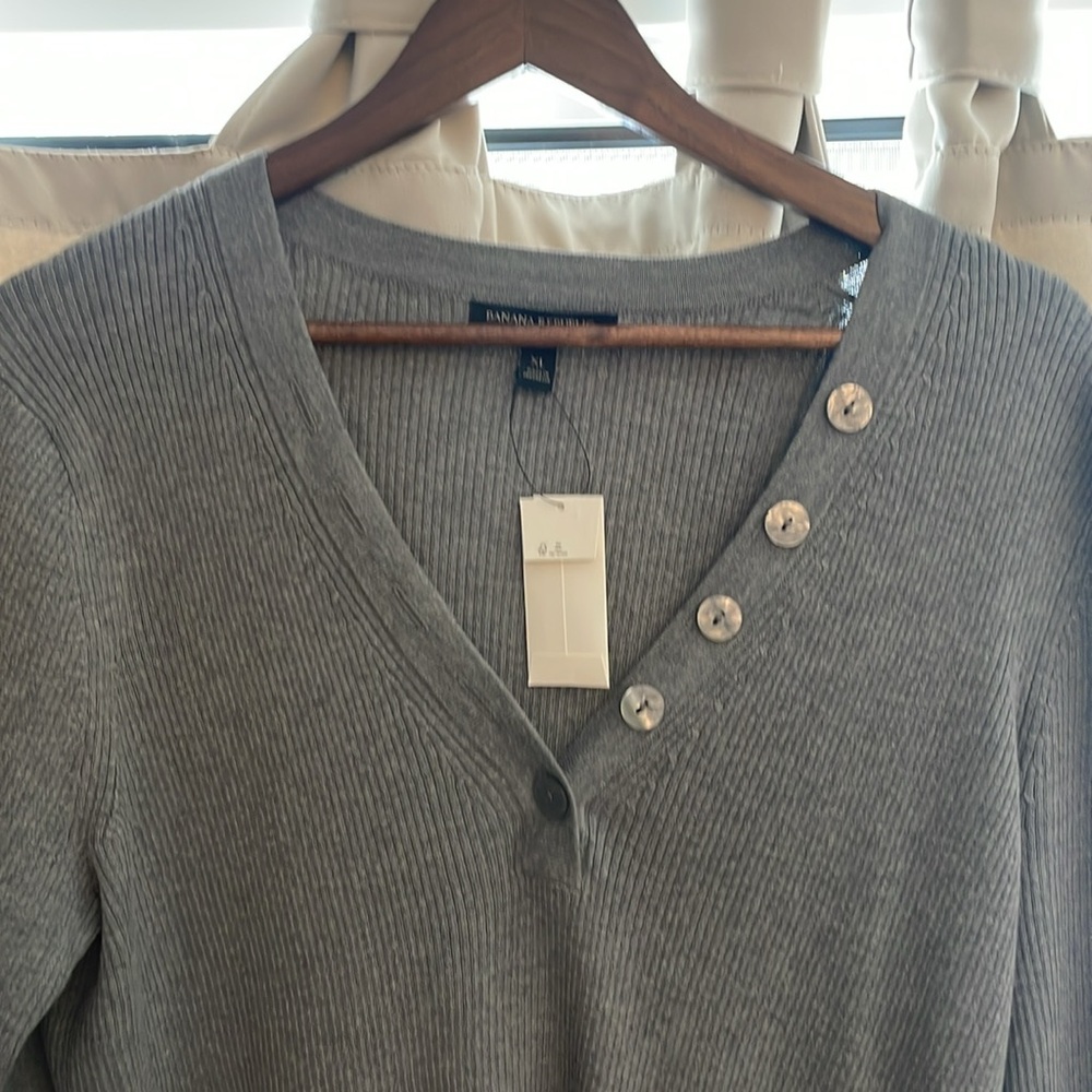 NEW banana republic sweater